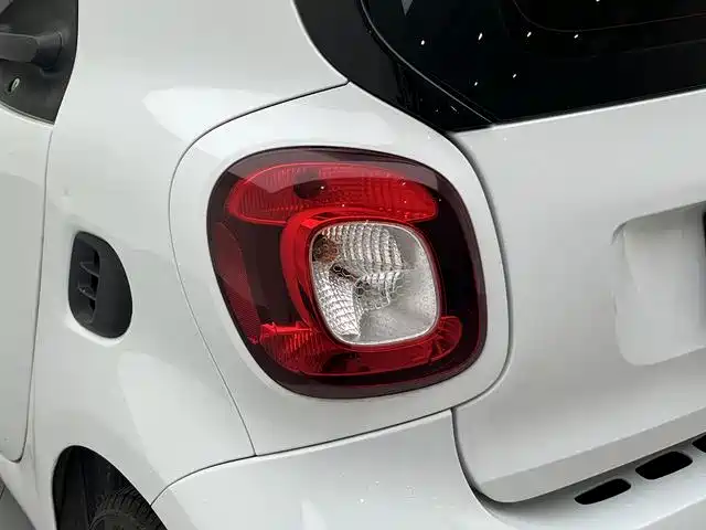 smart Smart Fortwo — миниатюра 13