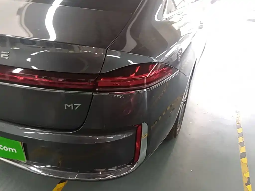 Roewe Wing Wai M7 DMH — миниатюра 24