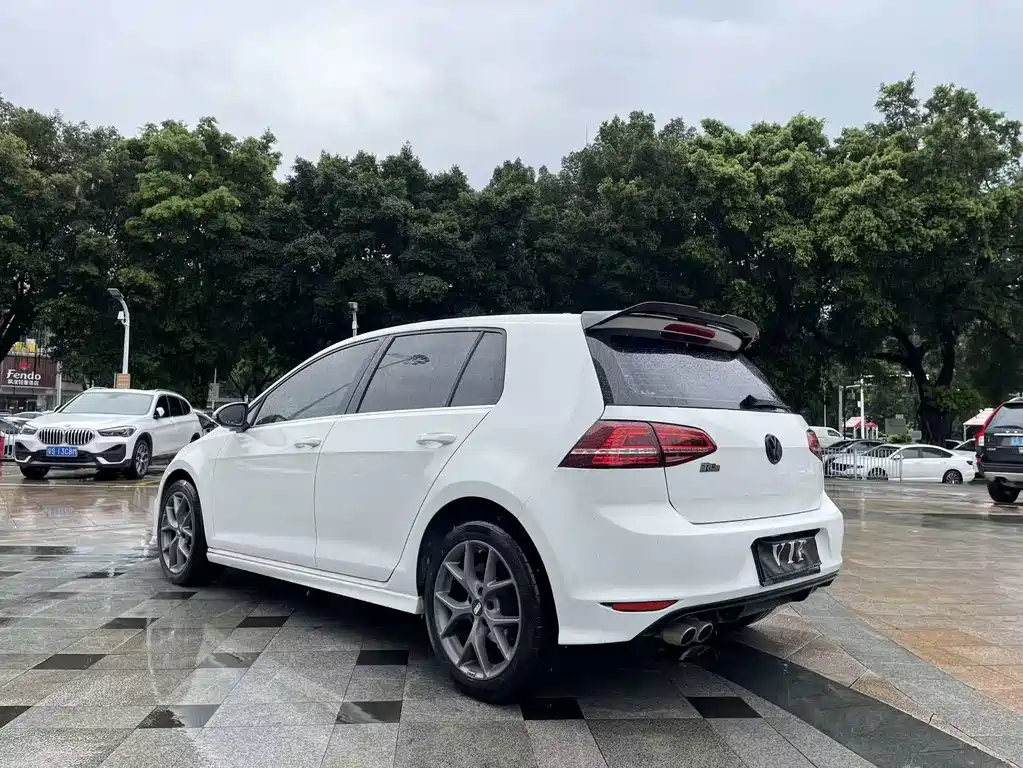 Volkswagen Golf 2017 280TSI AT R-Line