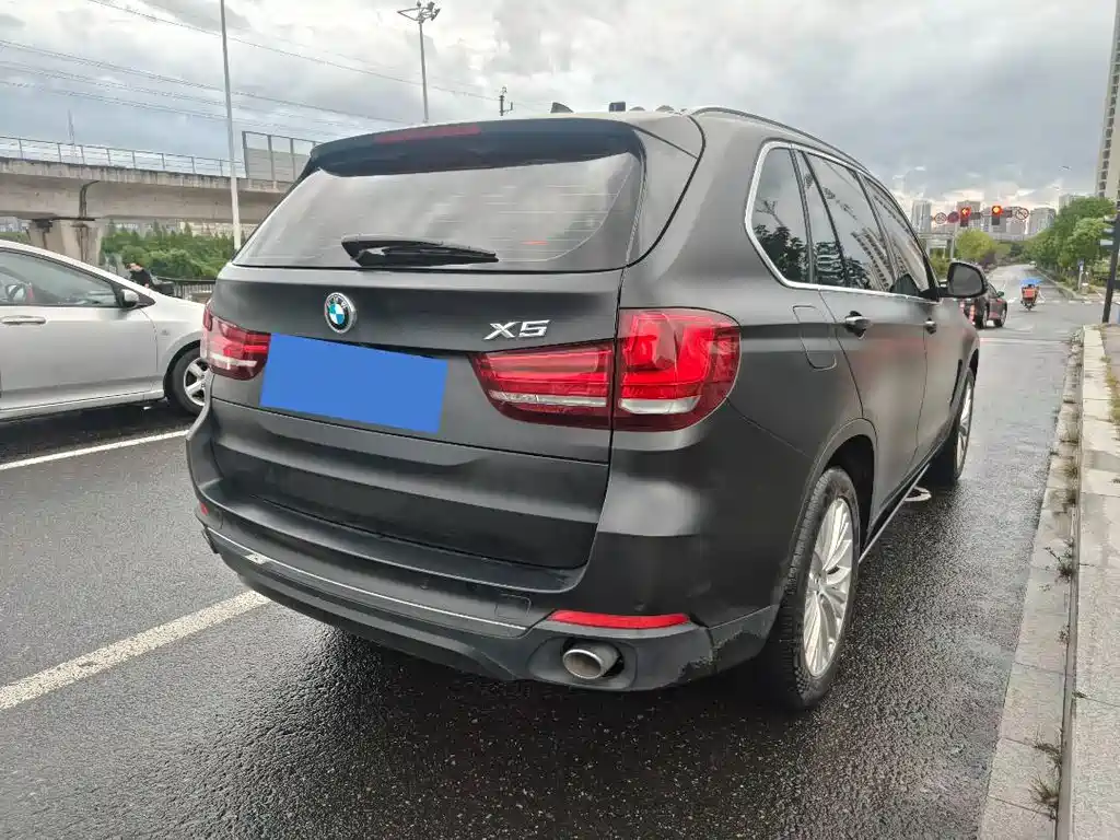 BMW X5 (Import) — миниатюра 4
