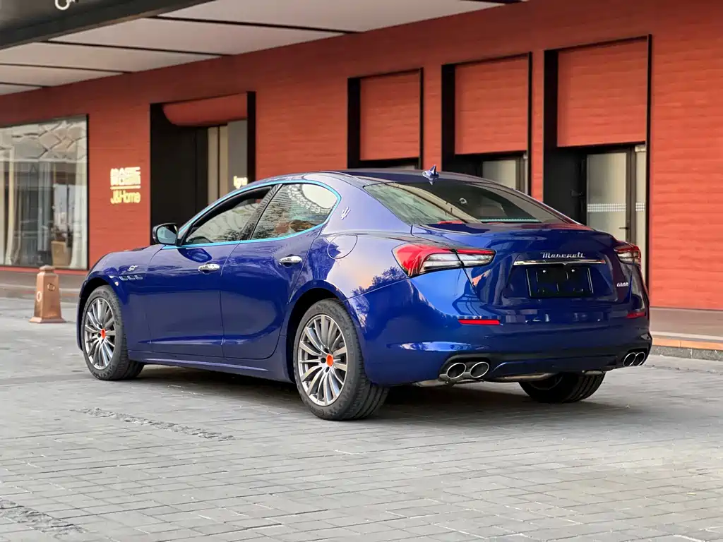 Maserati Ghibli 2023 2.0T GT