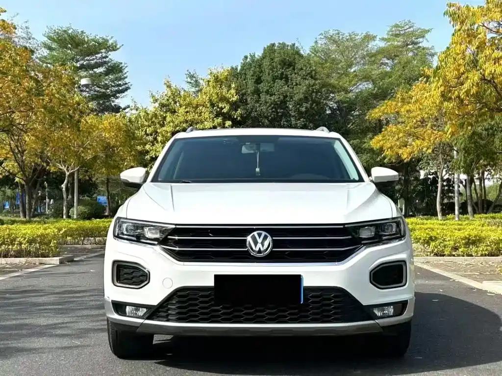 Volkswagen T-Roc - фото 2