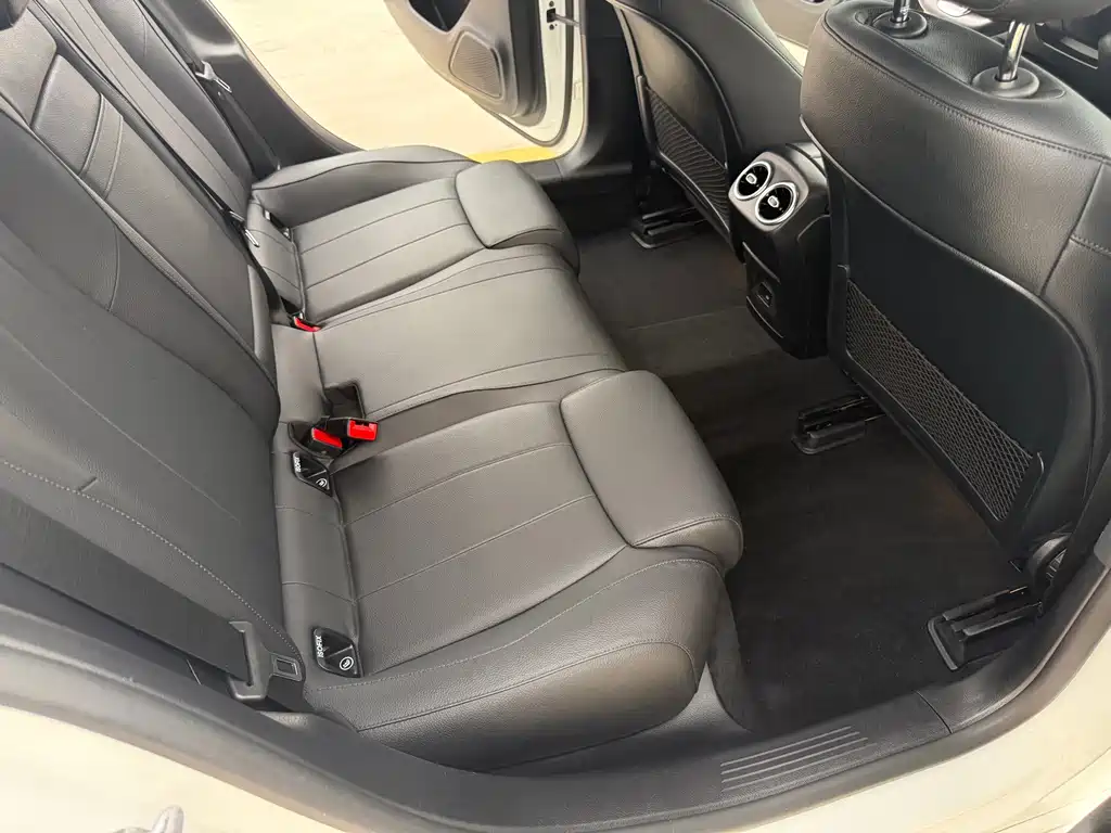 Mercedes-Benz A-Class — миниатюра 10