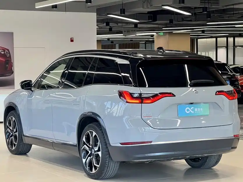 NIO NIO ES8