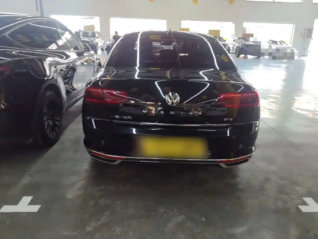 Volkswagen 迈腾 PHEV — миниатюра 6