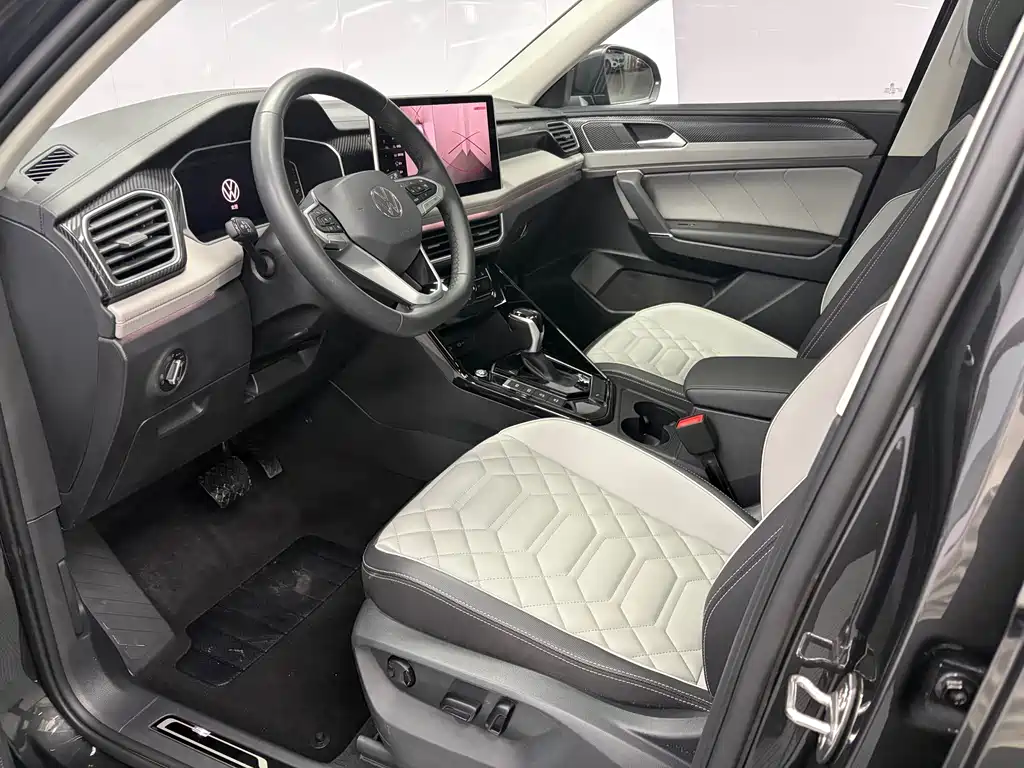 Volkswagen Tayron 2023 280TSI Luxury Plus