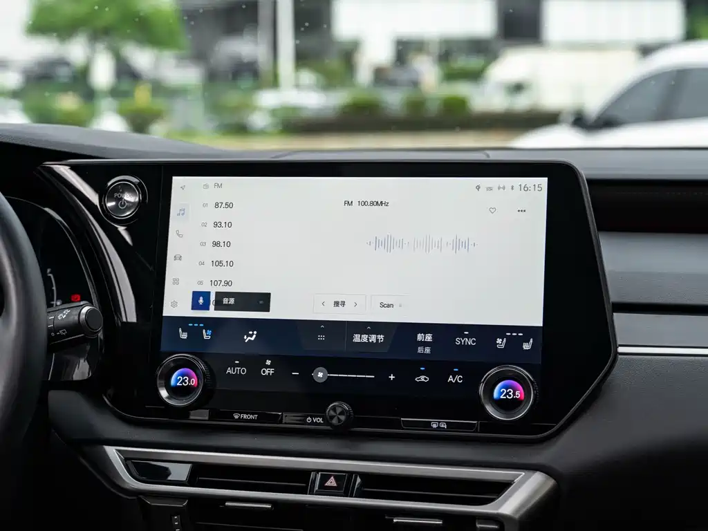 Lexus RX — миниатюра 16