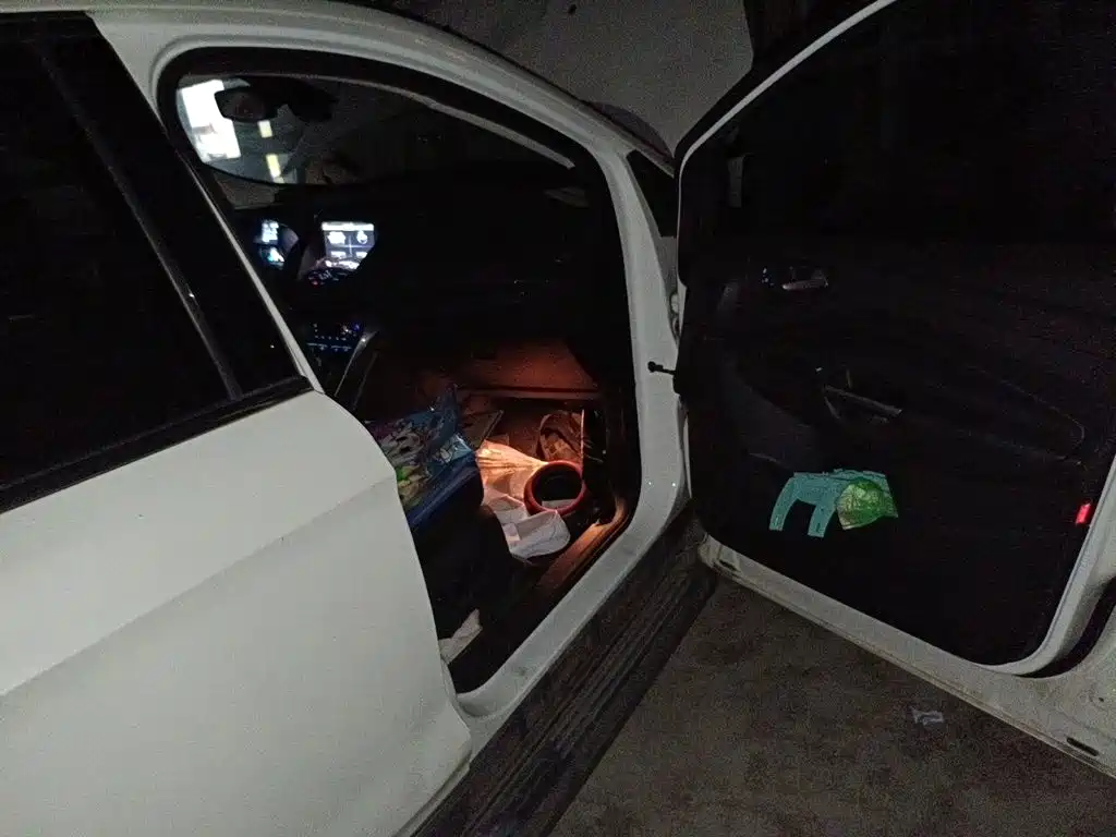 Ford Kuga — миниатюра 19