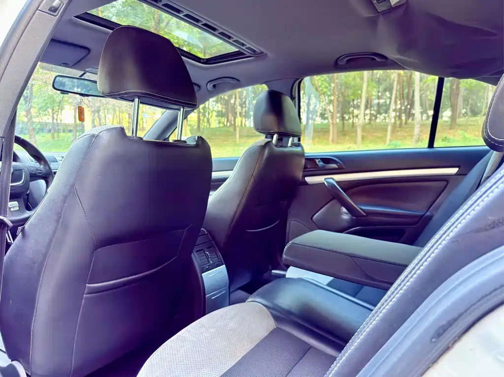 Skoda Octavia — миниатюра 9