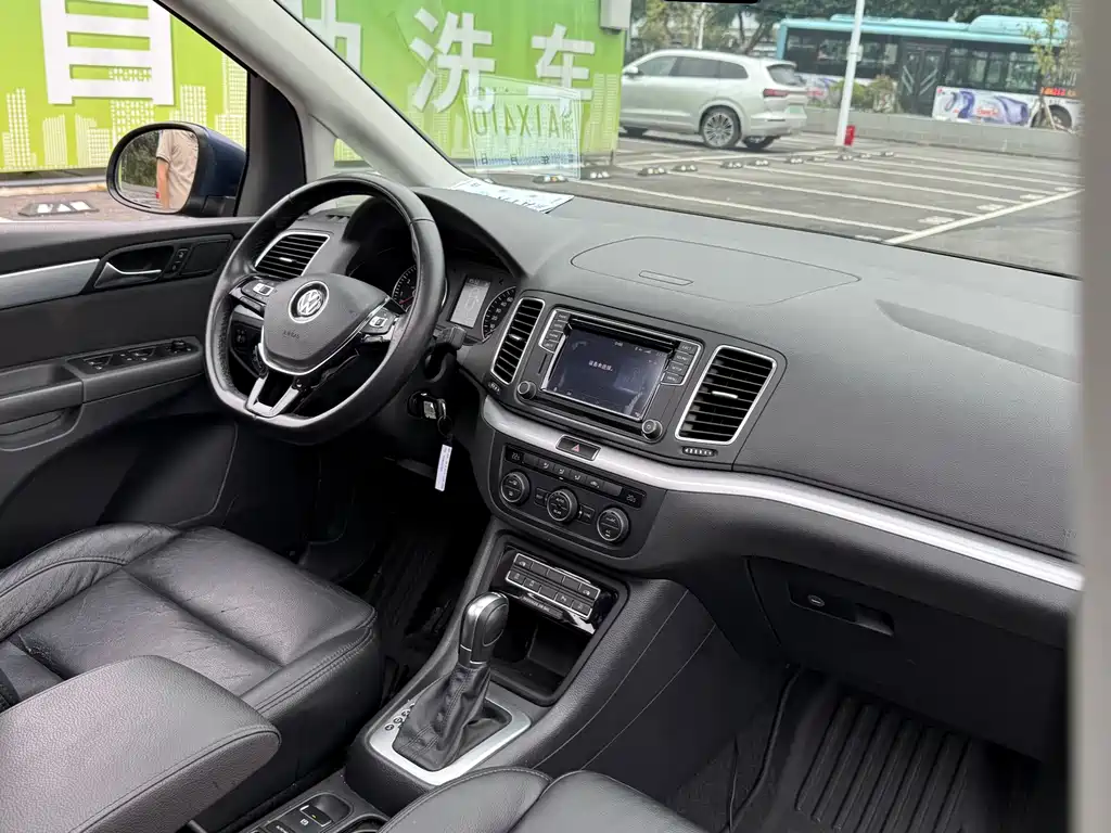 Volkswagen Sharan — миниатюра 11