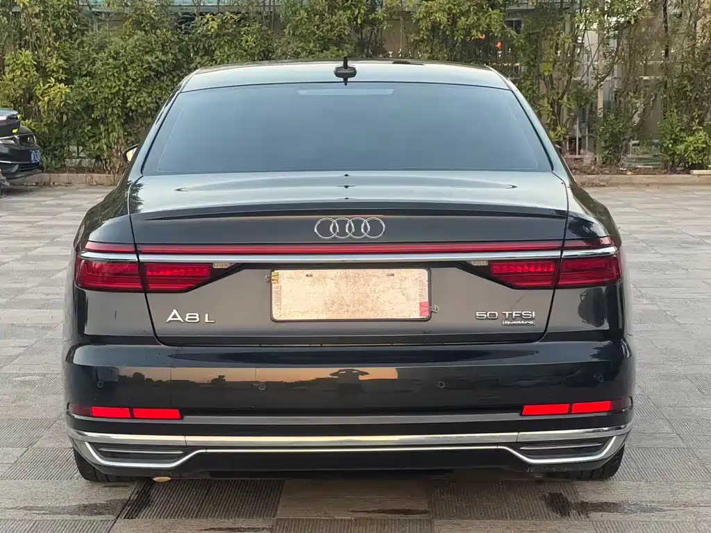 Audi A8 — миниатюра 9