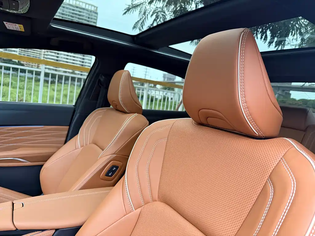 Toyota Avalon 2024 2.5L XLE Luxury