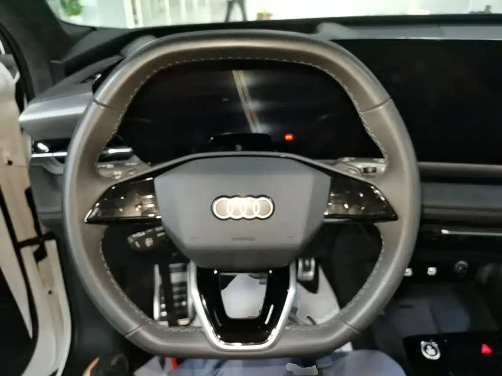 Audi Q6L e-tron — миниатюра 7