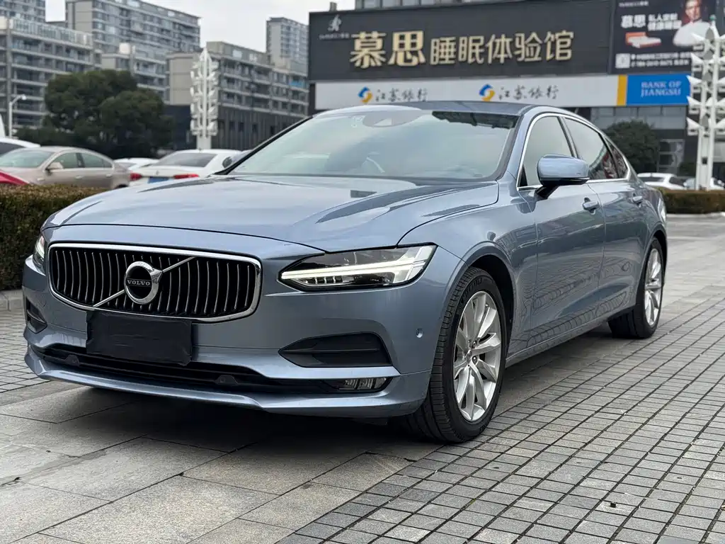 Volvo S90 2018