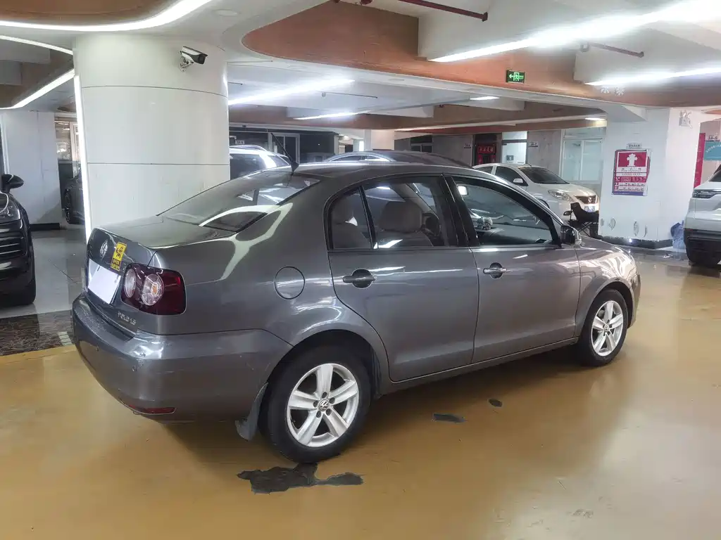 Volkswagen Polo — миниатюра 6