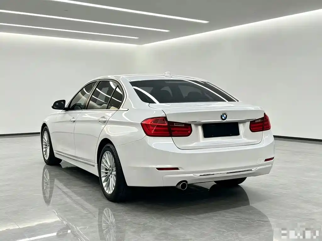 BMW 3 Series — миниатюра 4