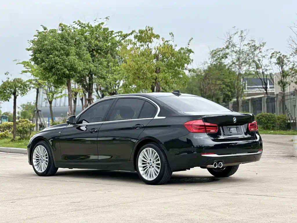 BMW 3 Series — миниатюра 5