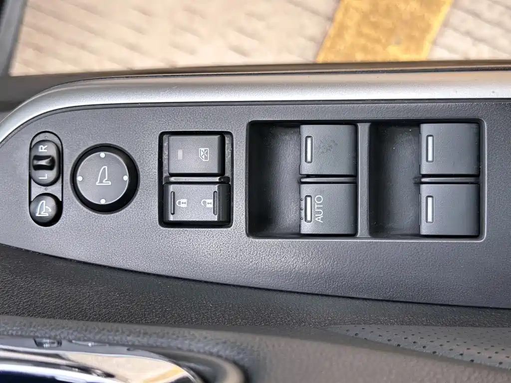 Honda CR-V — миниатюра 8