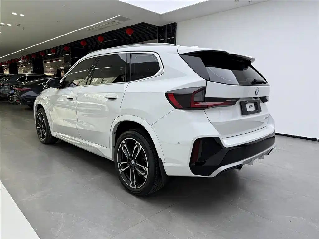 BMW X1 2024 sDrive25Li M Sport