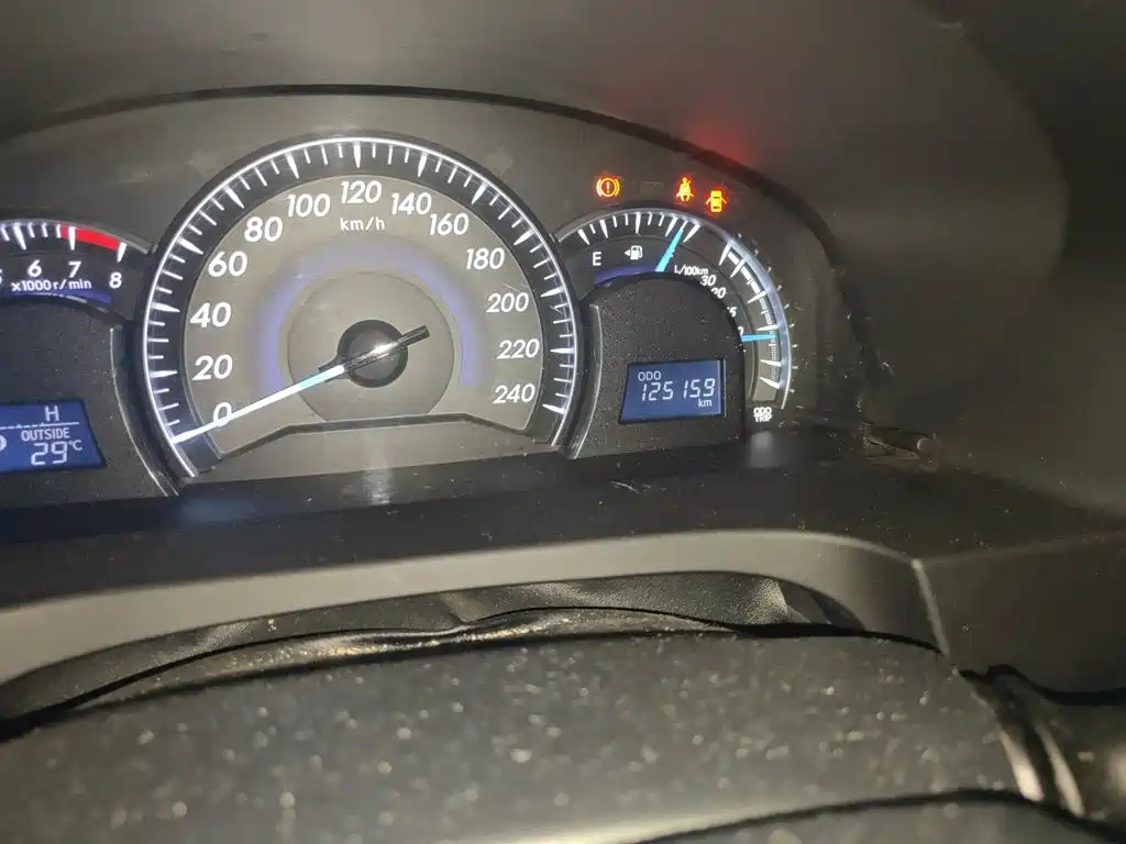 Toyota Camry — миниатюра 5