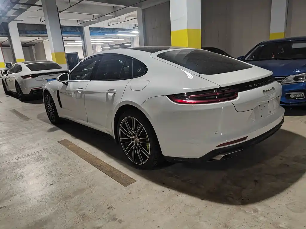 Porsche Panamera Hybrid — миниатюра 3