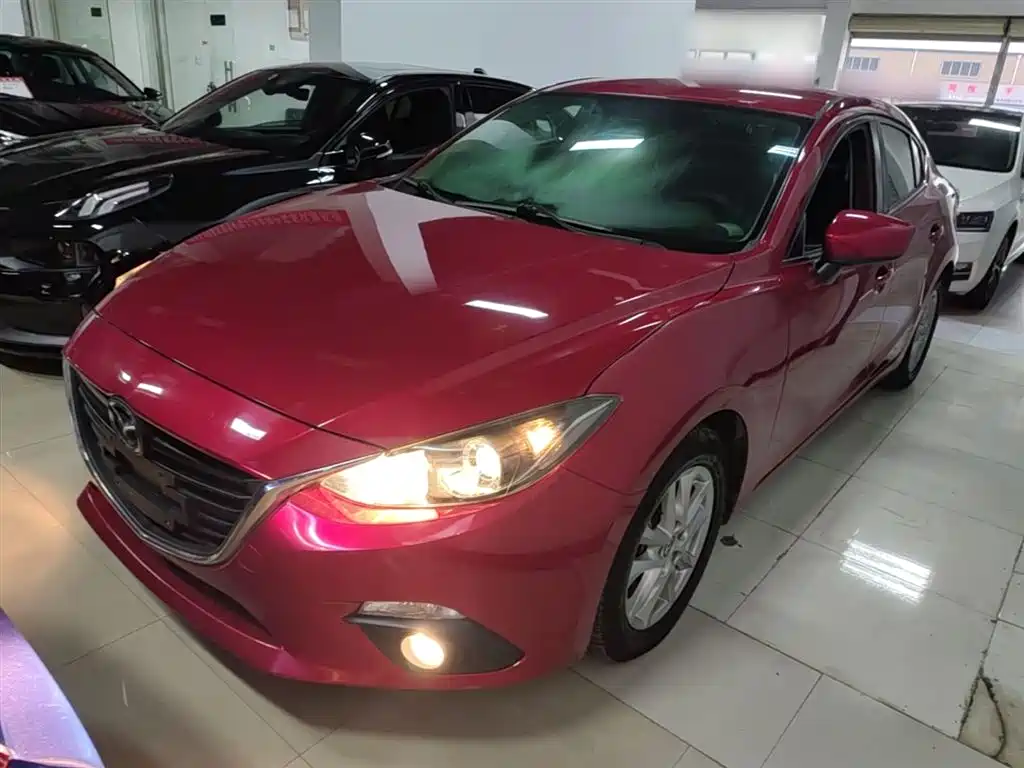 Mazda 3 Axela 2016