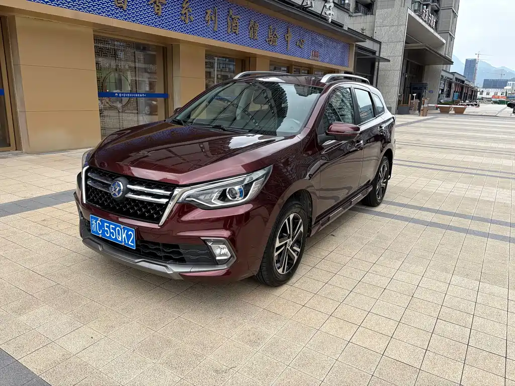 Venucia T70 — миниатюра 2