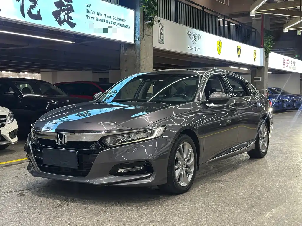 Купить Honda Accord
