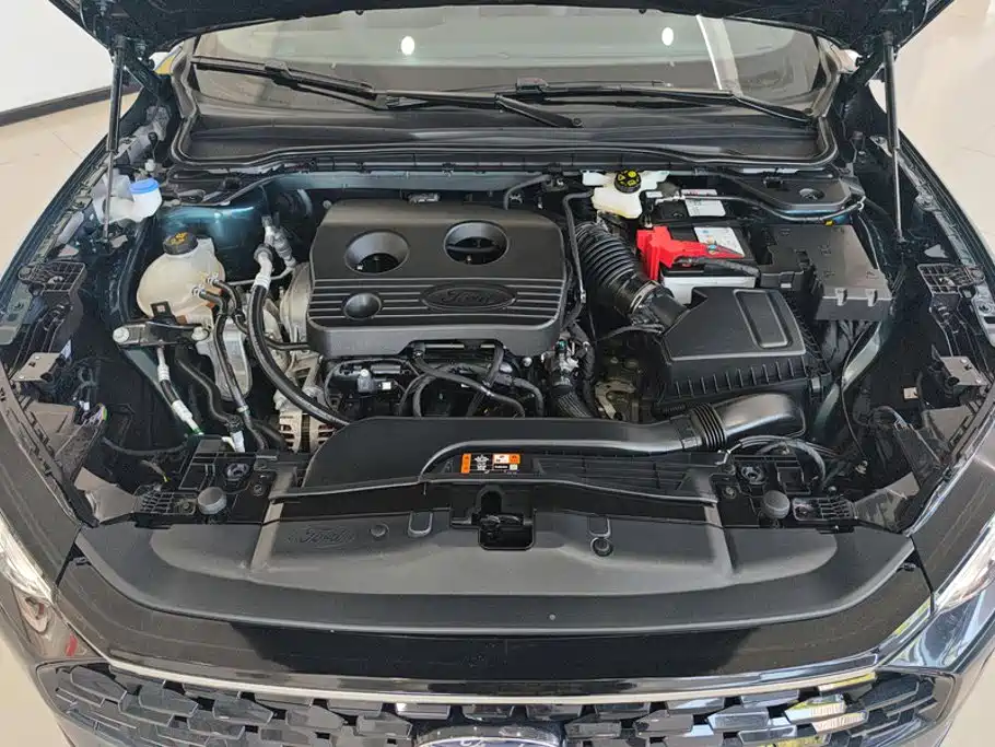 Ford Mondeo — миниатюра 10