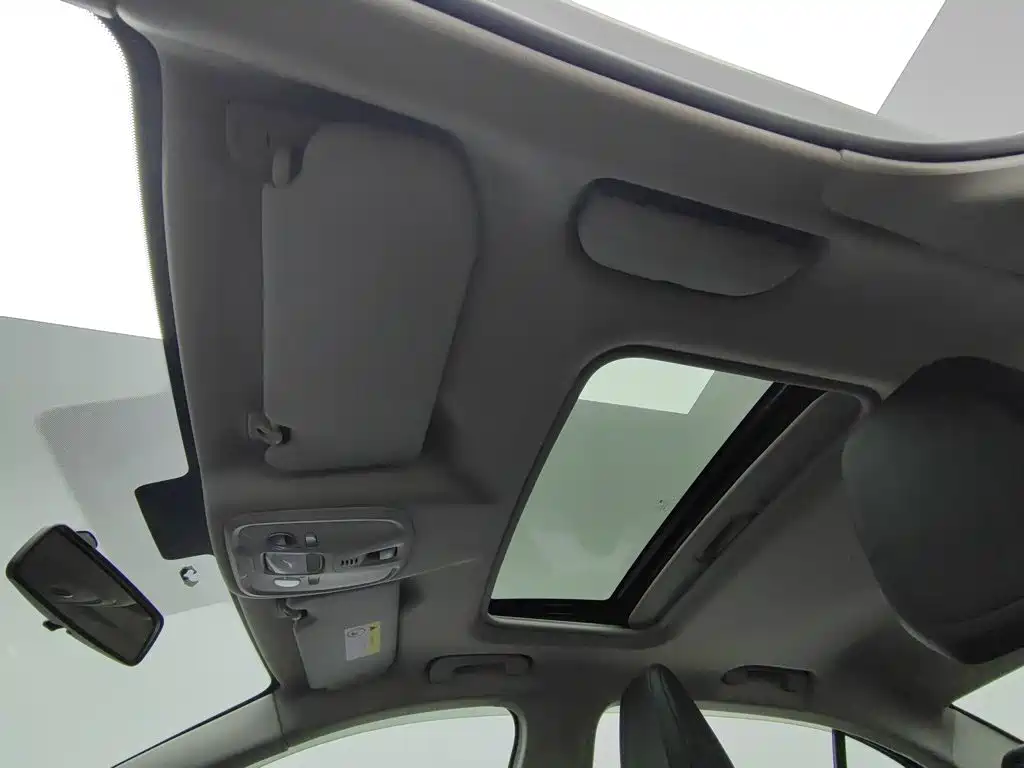 Peugeot 408 — миниатюра 14