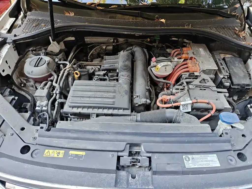 Volkswagen Tiguan L PHEV — миниатюра 21