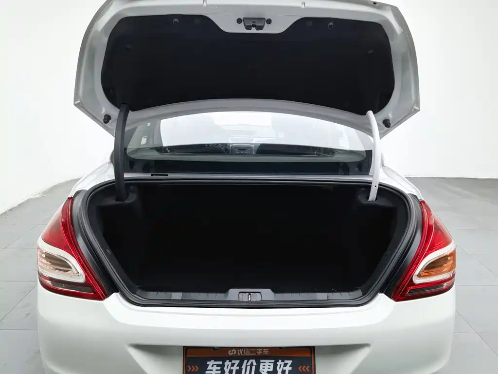 Peugeot 308 — миниатюра 16