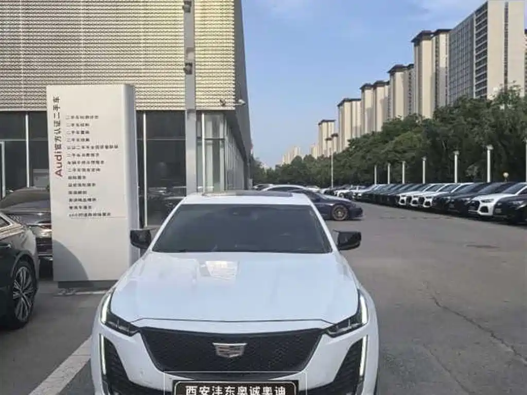 Cadillac CT5 2023