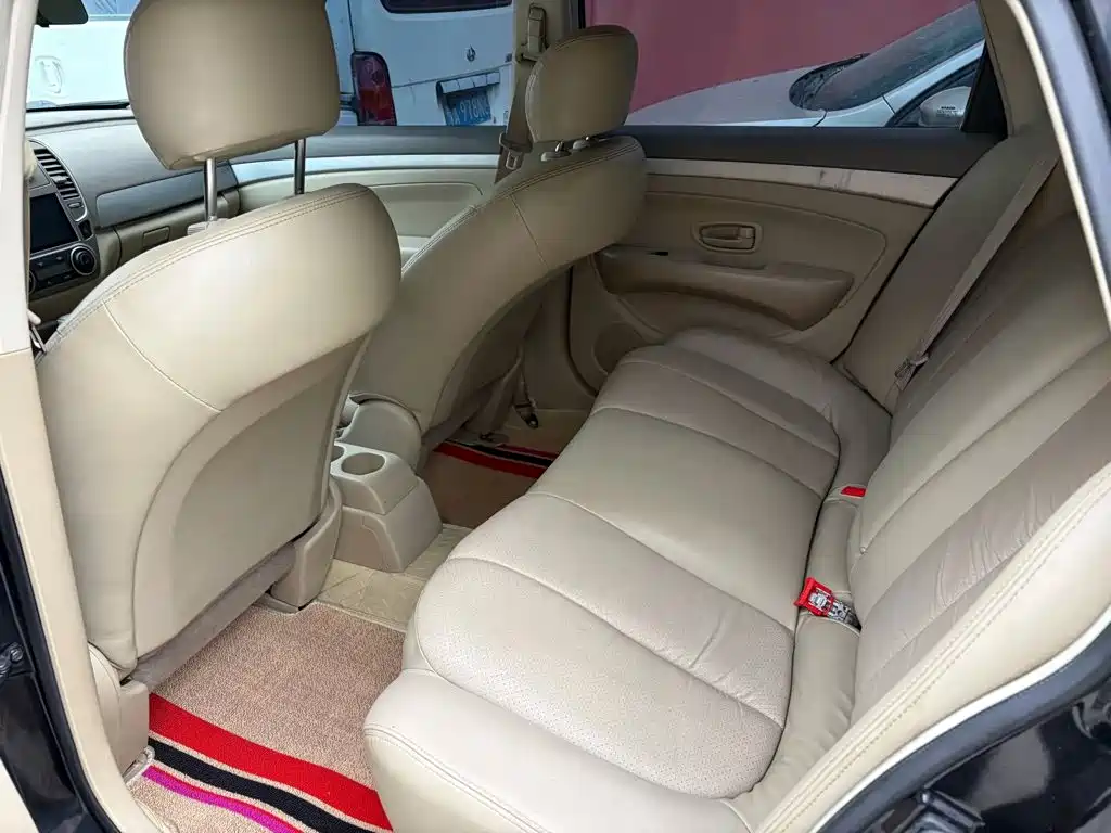 Nissan Sylphy — миниатюра 7
