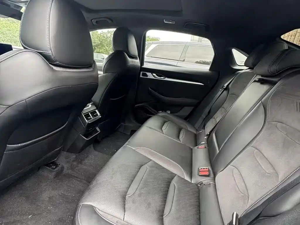 Geely Preface 2023 2.0TD Luxury