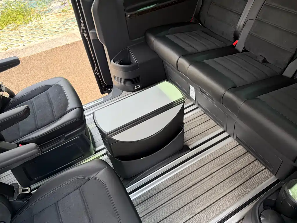 Volkswagen Multivan — миниатюра 19