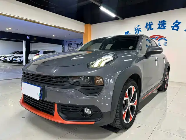 2020 Lynk & Co 02
