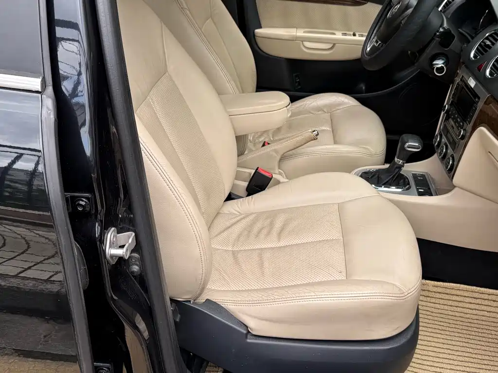 Volkswagen Lavida — миниатюра 8