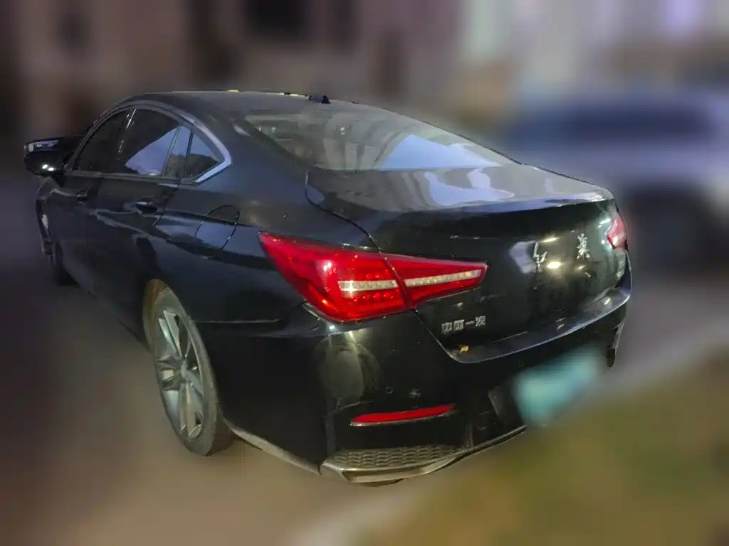 Hongqi Hongqi H5 — миниатюра 6
