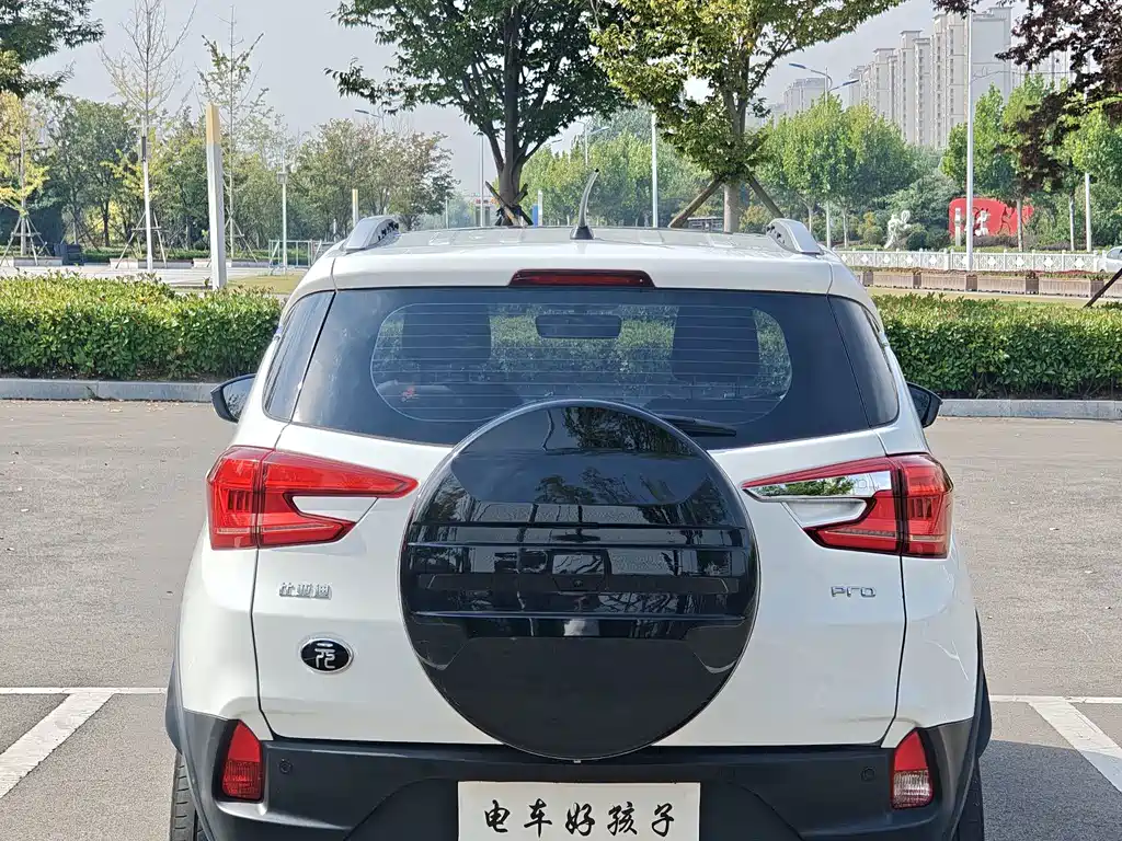 BYD Yuan Pro — миниатюра 8