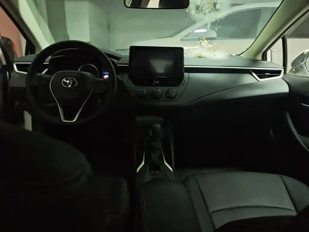 Toyota Corolla — миниатюра 5
