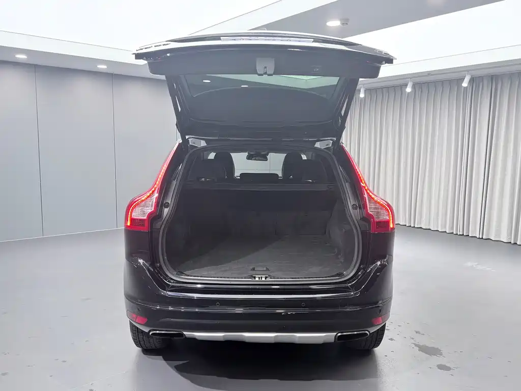 Volvo XC60 (Import) — миниатюра 17