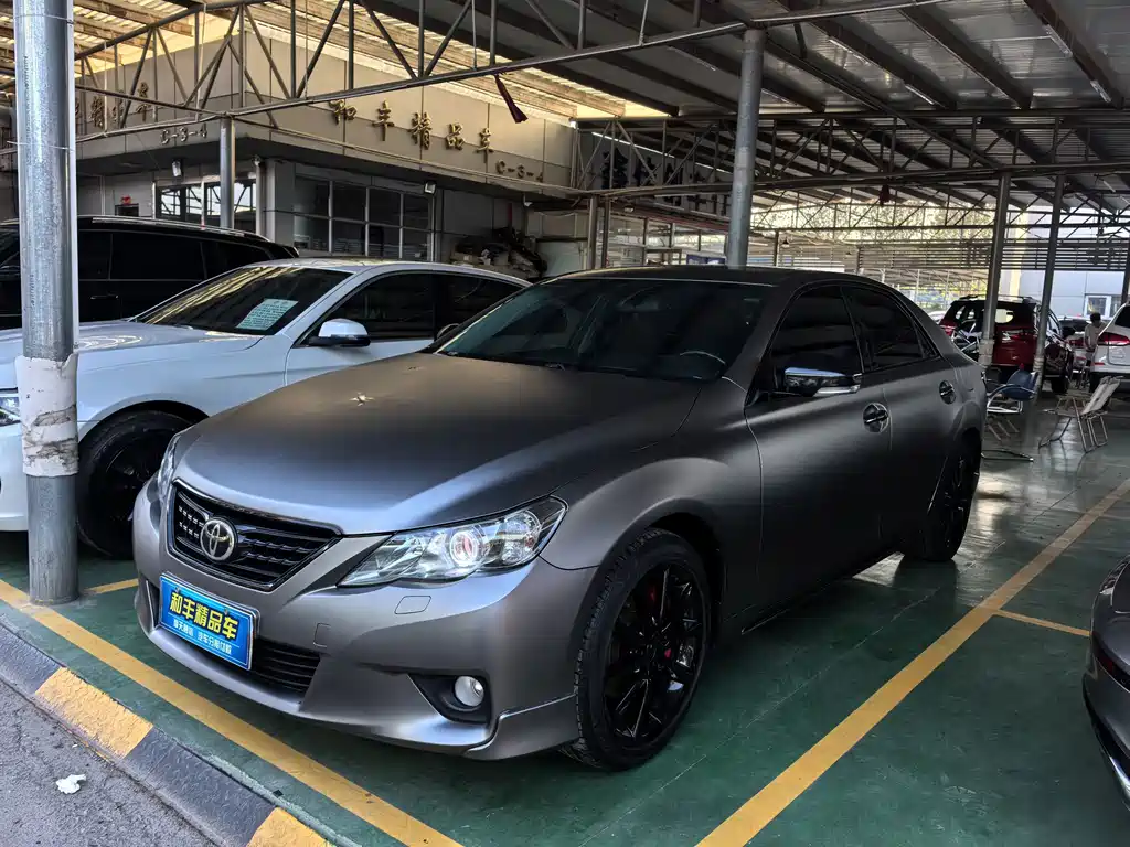 Toyota Reiz