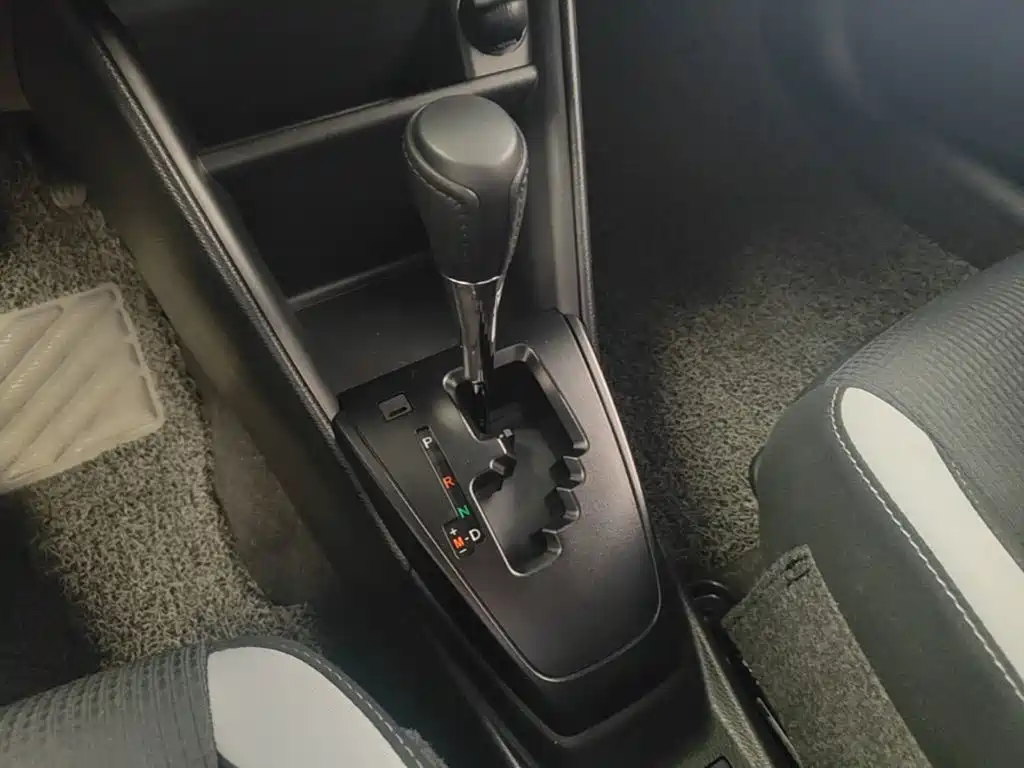 Toyota Yaris L — миниатюра 14