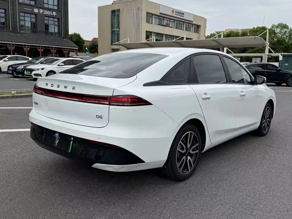 Roewe Young Wai D6 — миниатюра 16