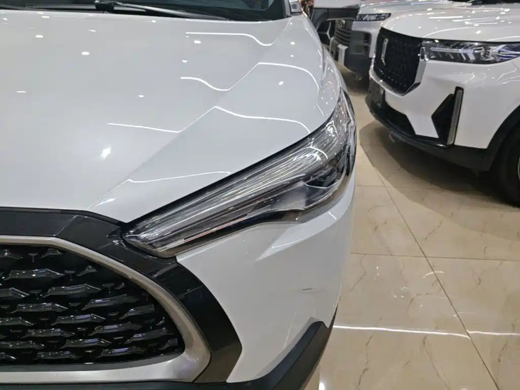 Toyota Corolla Cross — миниатюра 24