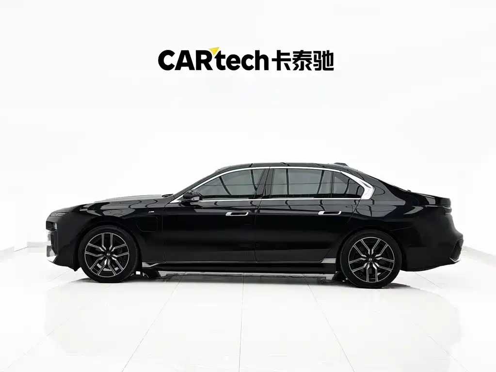 BMW i7 2023 eDrive50L Lead M Sport