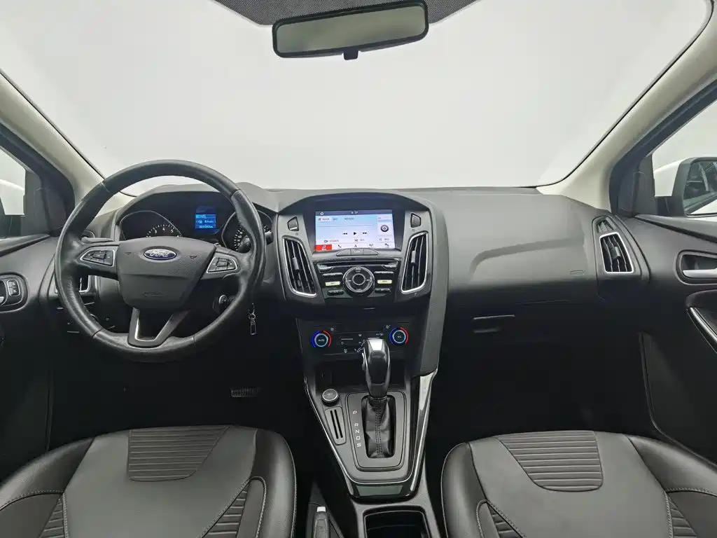 Ford Focus — миниатюра 5