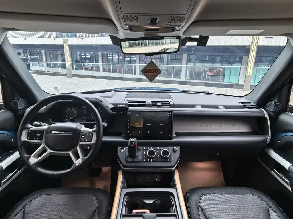 Land Rover Land Rover Defender 2022 90 2.0T P300 X-DYNAMIC HSE