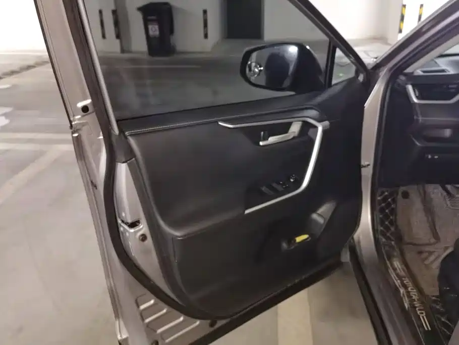 Toyota Wildlander 2023 2.0L CVT